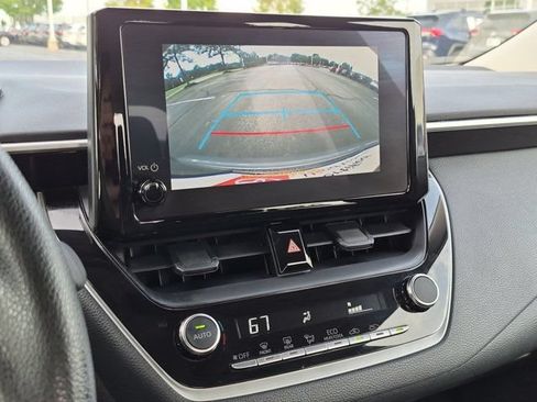 Certified 2025 Toyota Corolla LE FWD image 13