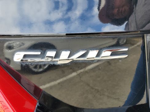 Used 2013 Honda Civic LX image 8