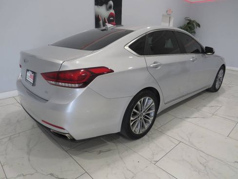 Used 2017 Genesis G80 3.8 RWD image 3