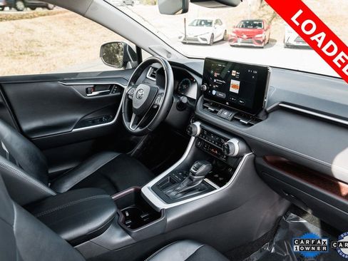 Used 2023 Toyota RAV4 Limited image 11