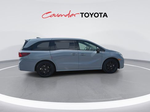 Used 2025 Honda Odyssey Sport-L image 9