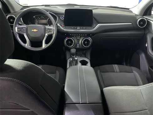 Certified 2024 Chevrolet Blazer LT w/ Convenience Package image 25