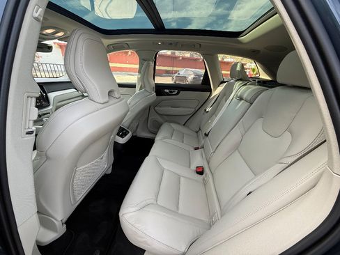 New 2026 Volvo XC60 B5 Ultra w/ Protection Package Premier image 29