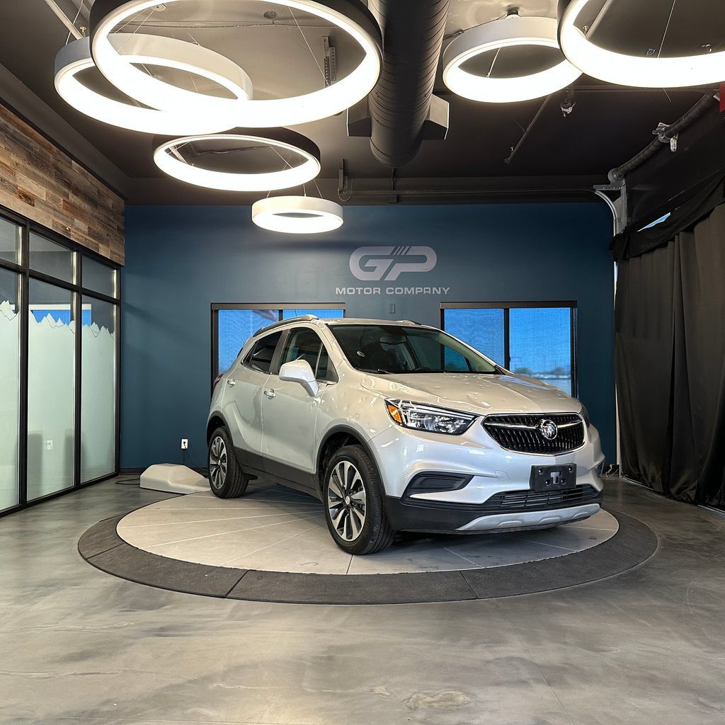 Used 2021 Buick Encore Preferred w/ Safety Package AWD/4WD image 1