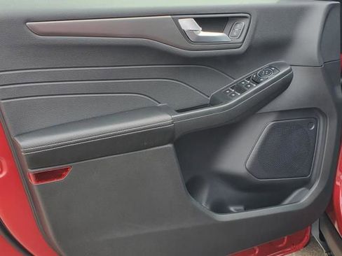 New 2024 Ford Escape SE image 12