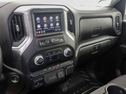 Used 2024 GMC Sierra 2500 Pro w/ Convenience Package image 20