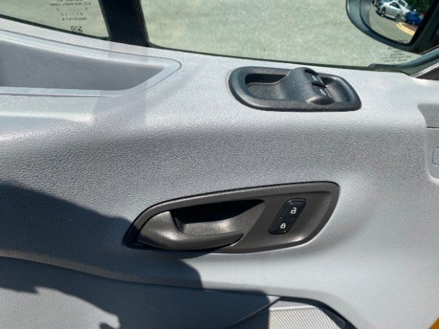Used 2019 Ford Transit 150 XL RWD image 19