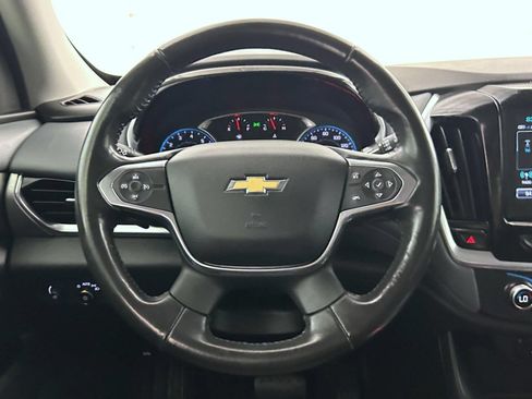 Used 2019 Chevrolet Traverse LT FWD image 11