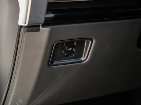 New 2026 Land Rover Range Rover SE AWD/4WD image 34