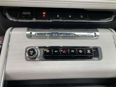 New 2025 Lincoln Aviator Reserve w/ Equipment Group 201A image 25