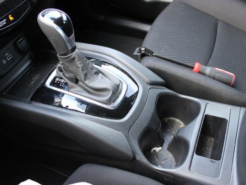 Used 2020 Nissan Rogue Sport S w/ Appearance Package image 24