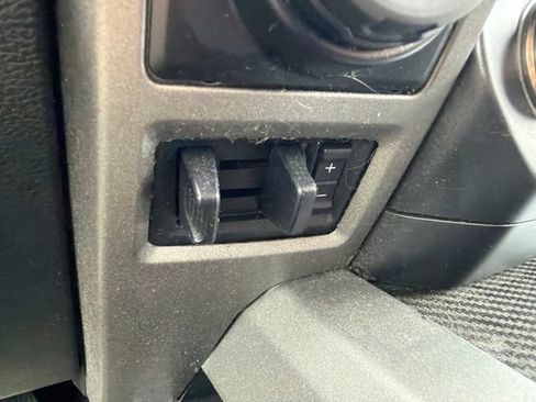 Used 2018 Ford F150 Raptor w/ Equipment Group 802A Luxury AWD/4WD image 34