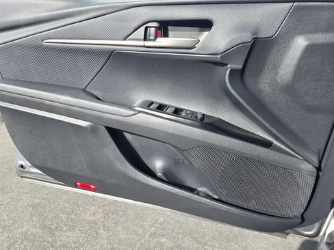 Certified 2025 Toyota Camry SE FWD image 21