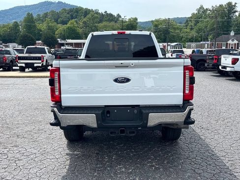 Used 2023 Ford F250 Lariat AWD/4WD image 6