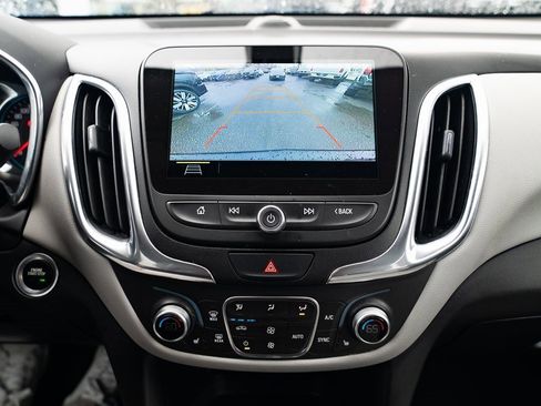 Used 2019 Chevrolet Equinox LT image 15