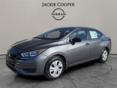 New 2025 Nissan Versa S w/ Trunk Package