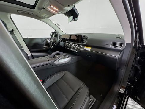 New 2025 Mercedes-Benz GLE 350 4MATIC image 31