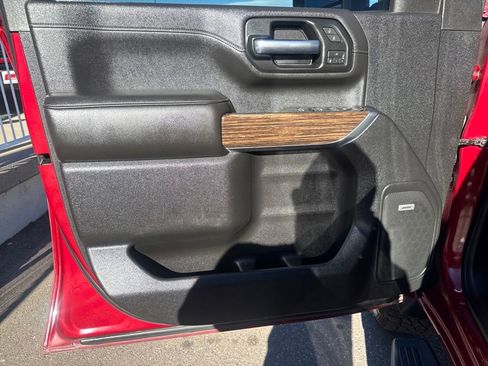 Used 2020 Chevrolet Silverado 2500 High Country w/ Z71 Off-Road Package image 10