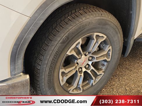 Used 2019 GMC Sierra 1500 SLE w/ SLE Convenience Package AWD/4WD image 4