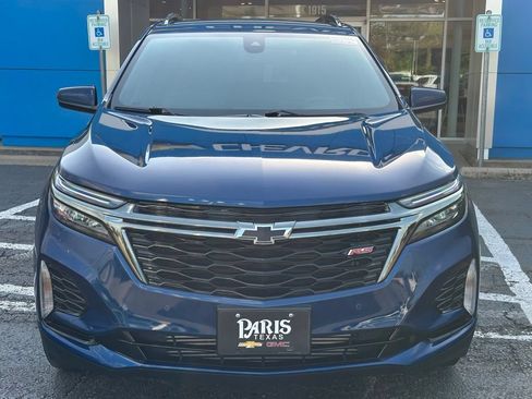 Used 2023 Chevrolet Equinox RS FWD image 2