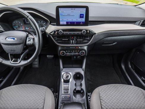 Used 2021 Ford Escape SE w/ Cold Weather Package AWD/4WD image 27