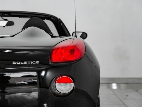 Used 2006 Pontiac Solstice Convertible w/ Power Package RWD image 32