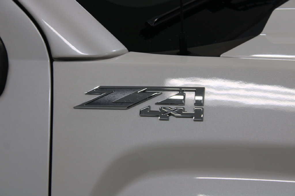 Used 2018 GMC Sierra 1500 SLT AWD/4WD image 12
