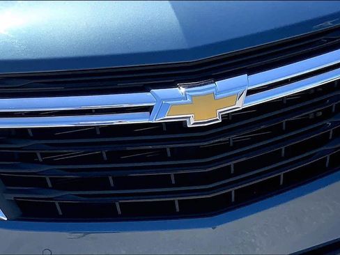 Used 2024 Chevrolet Equinox LT FWD image 29