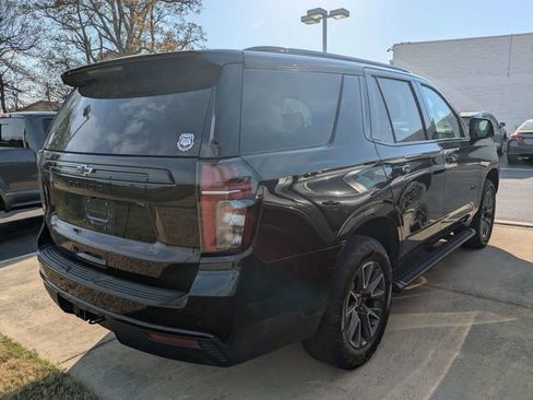 Used 2023 Chevrolet Tahoe Z71 w/ Luxury Package image 3
