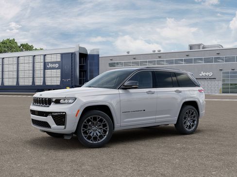 New 2026 Jeep Grand Cherokee Summit w/ Obsidian Package AWD/4WD image 10