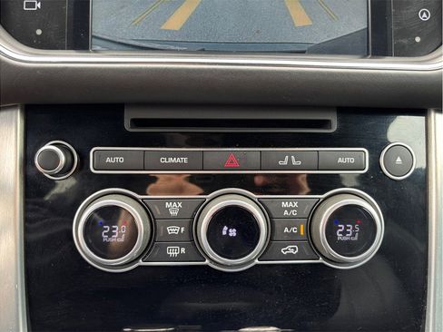 Used 2016 Land Rover Range Rover Long Wheelbase Supercharged image 34