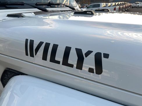 New 2026 Jeep Gladiator Sport image 19