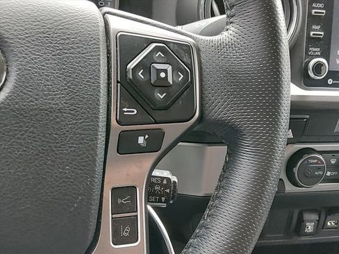 Used 2022 Toyota Tacoma SR5 w/ Technology Package RWD image 21
