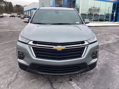 Used 2023 Chevrolet Traverse LS w/ Safety Package image 6