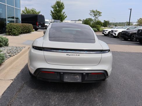 Used 2022 Porsche Taycan 4S AWD/4WD image 12