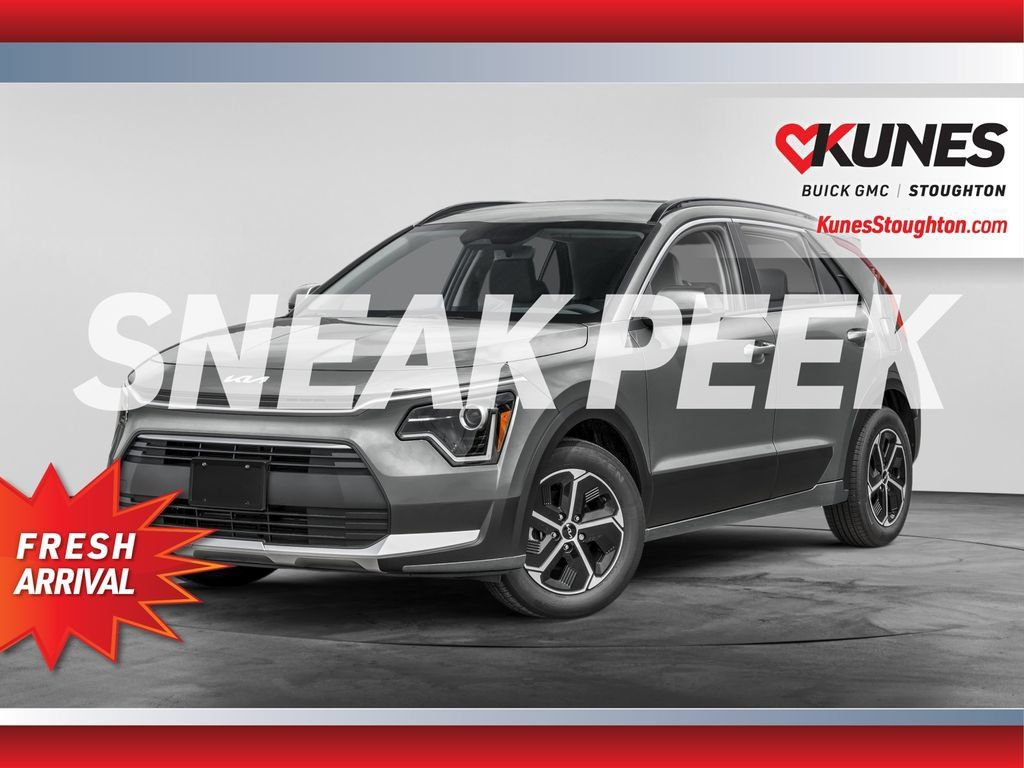 Used 2025 Kia Niro LX FWD image 1