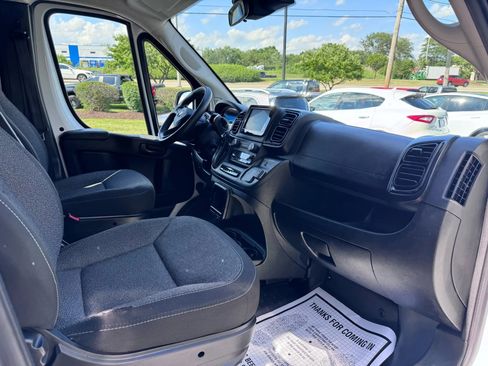 Used 2023 RAM ProMaster 2500 image 11