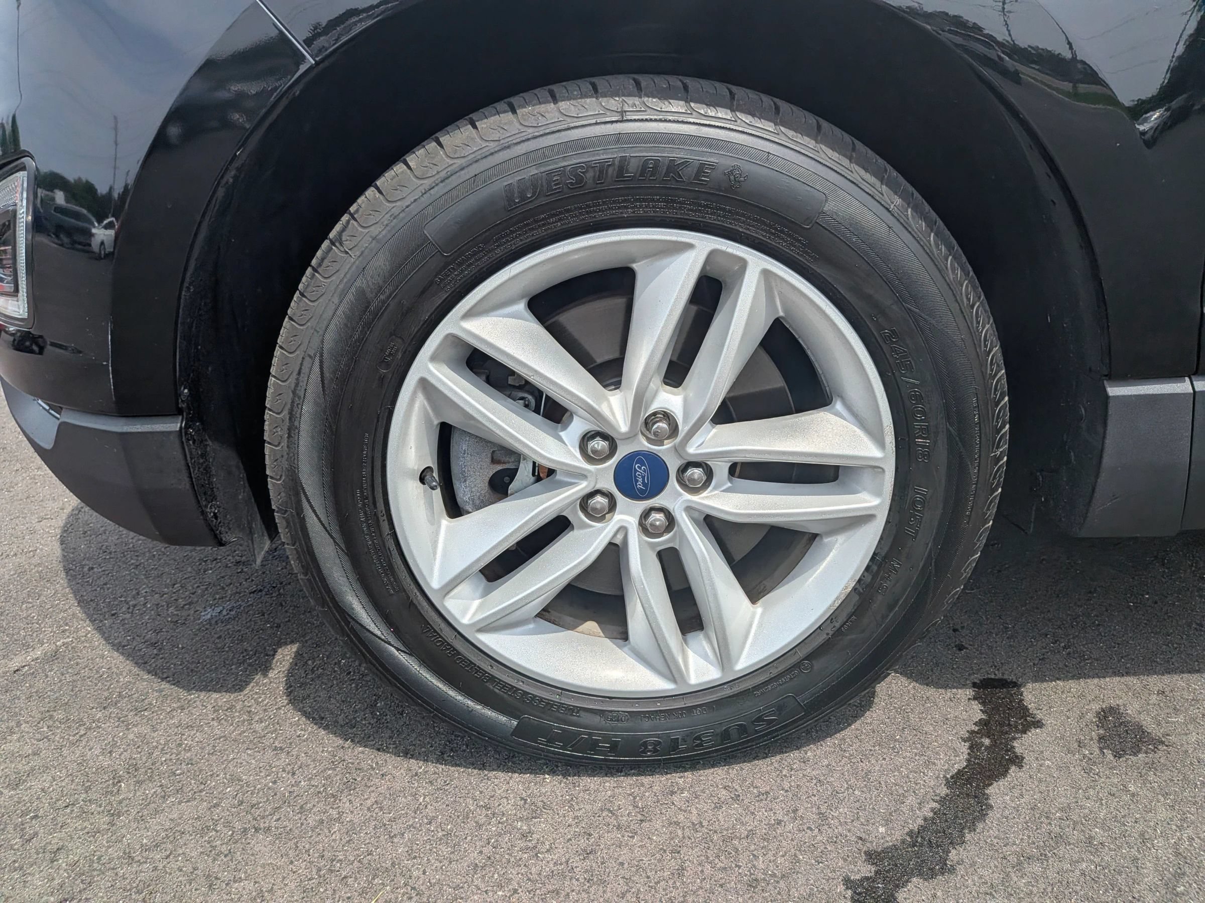 Used 2018 Ford Edge SEL w/ Equipment Group 201A AWD/4WD image 13