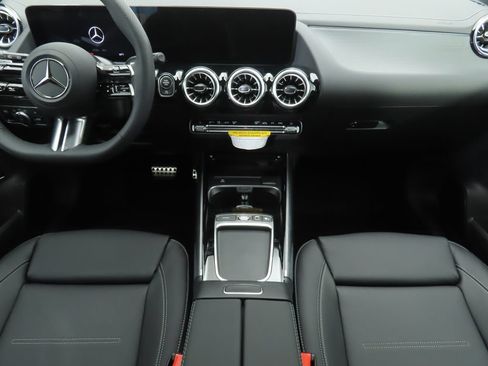 Certified 2026 Mercedes-Benz GLA 250 image 13
