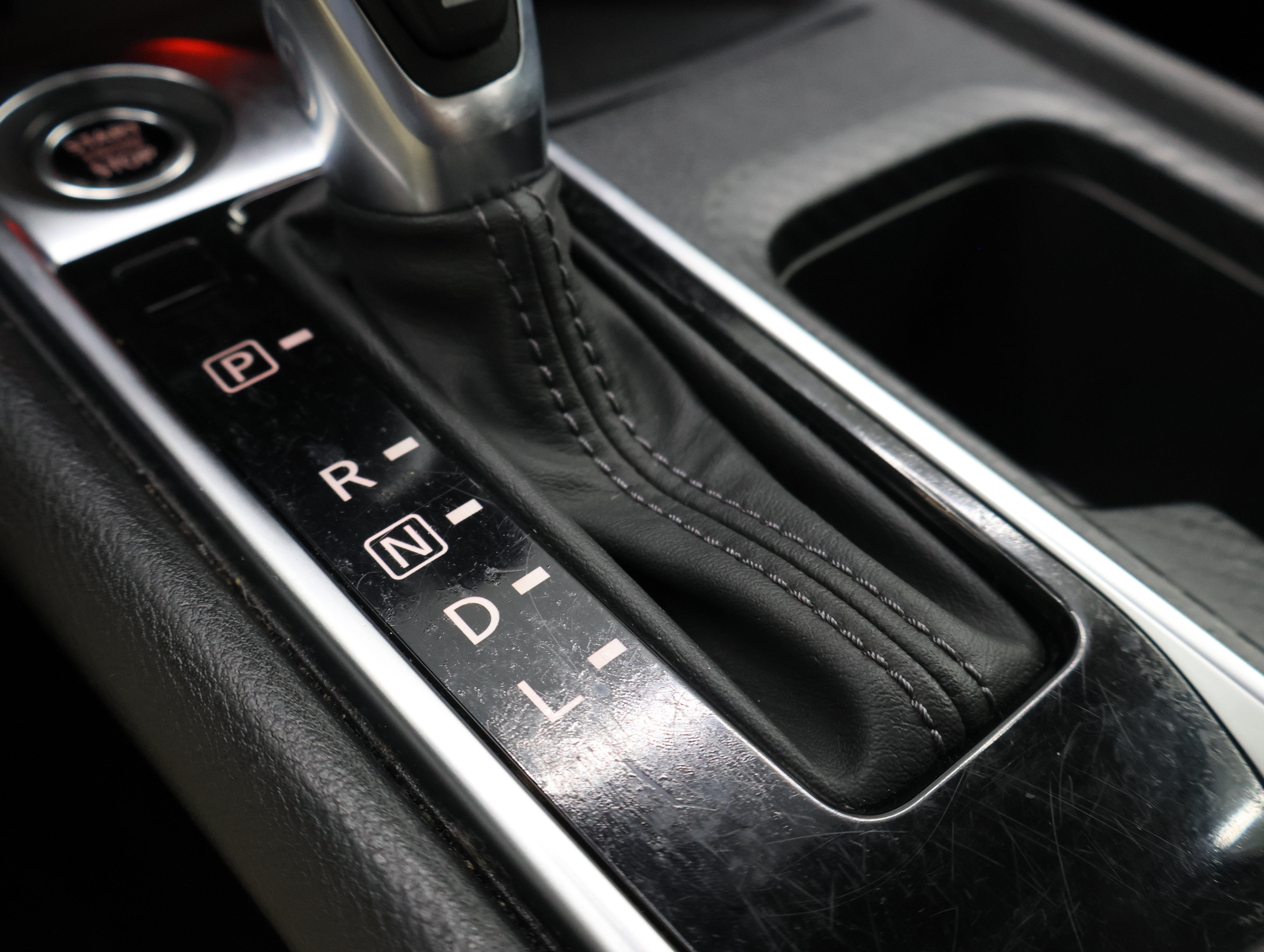Used 2024 Nissan Sentra SV FWD image 43