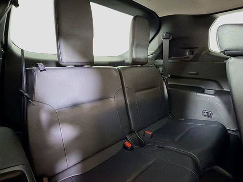 Used 2024 Mitsubishi Outlander SE image 24