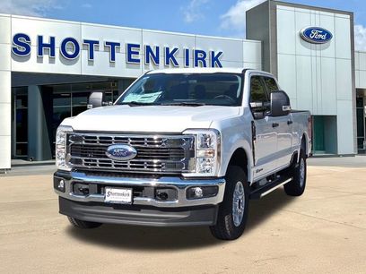 New 2026 Ford F250 XLT w/ FX4 Off-Road Package