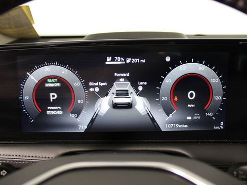 Used 2024 Nissan Ariya FWD image 6