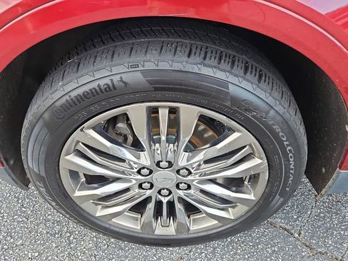 Used 2018 Cadillac XT5 Premium Luxury image 10