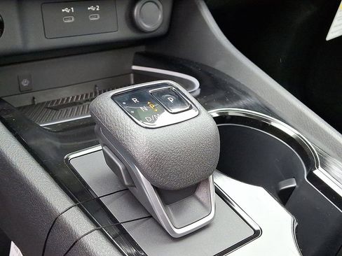 New 2025 Nissan Rogue SL w/ Tech Package image 11