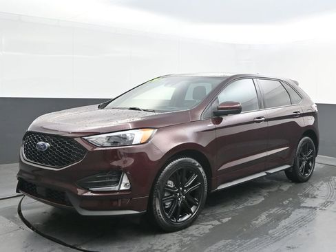 Used 2024 Ford Edge ST-Line image 3