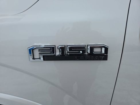 Used 2019 Ford F150 Lariat w/ Equipment Group 502A Luxury image 44