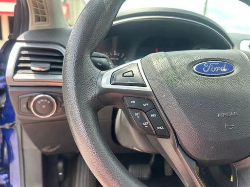 Used 2016 Ford Fusion SE image 15