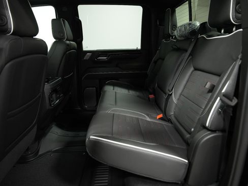 New 2026 GMC Sierra 2500 AT4X AWD/4WD image 21