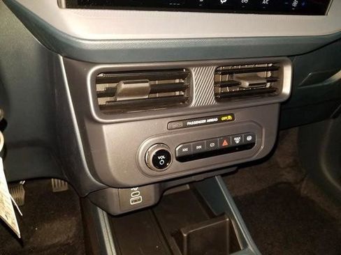 New 2025 Ford Maverick XL w/ 4K Tow Package image 22